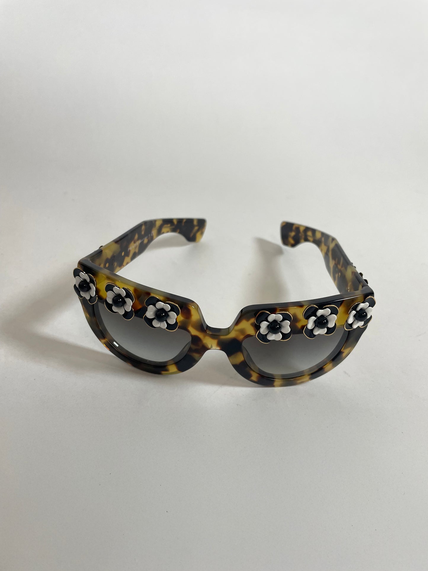 S/S 2013 Tortoise Shell Grey Poeme Flower Sunglasses | Sz 50.21.140