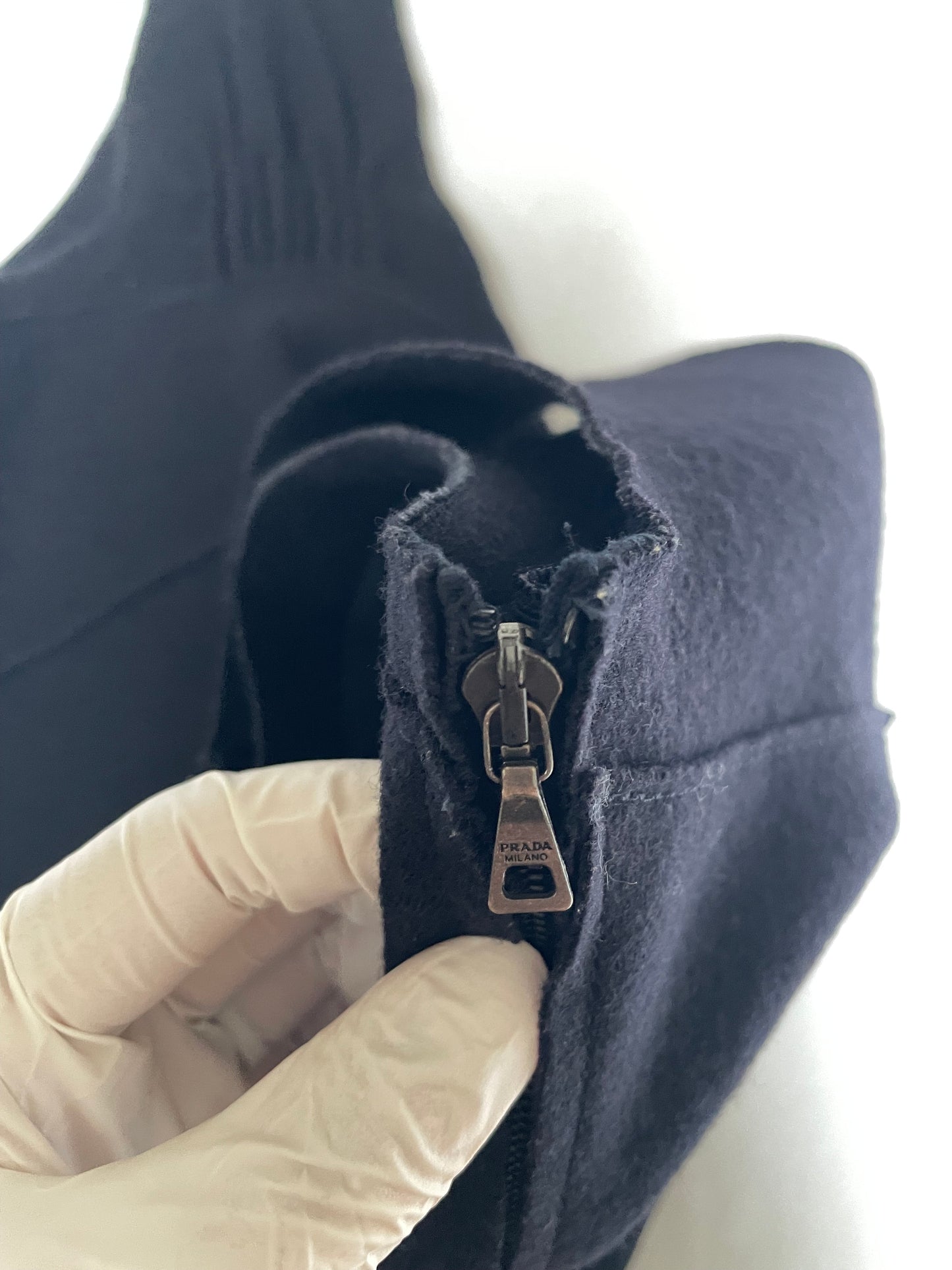 V Neck 100% Wool Black Top | Size IT42