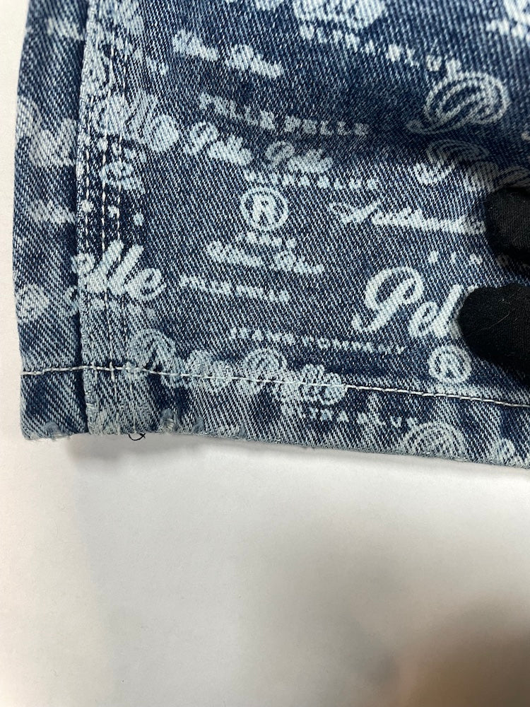 90s Logo Repeat Pattern Print Denim Wide Jeans | Size 32 Medium