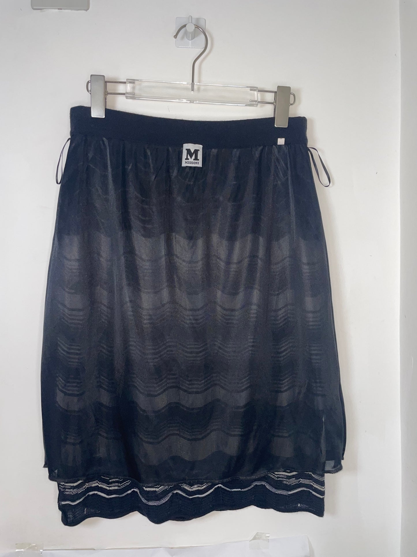 Scalloped Striped Knee Length Skirt | Size IT 44 ~ Medium