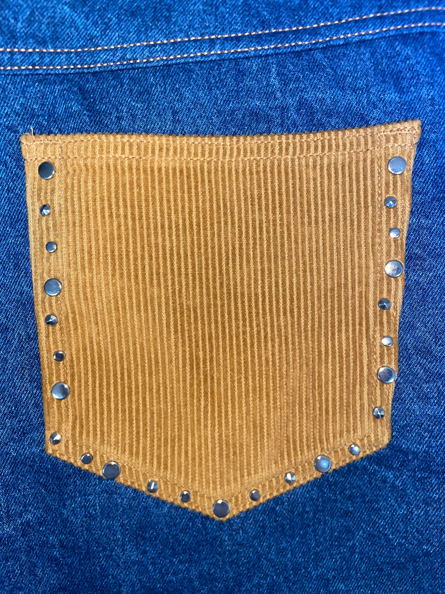 Denim Brown Corduroy Studded Mid-Rise Straight-Leg Jeans | Sz 30