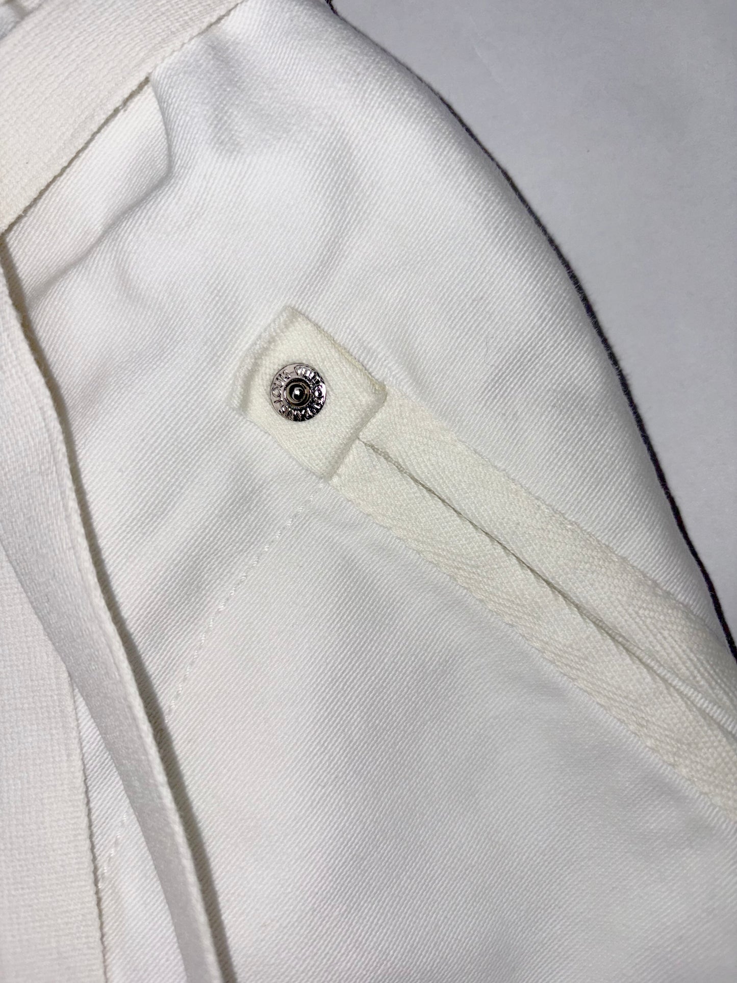 by Marc Jacobs *RUNWAY* SS 2007 White Bermuda Shorts | Sz FR42