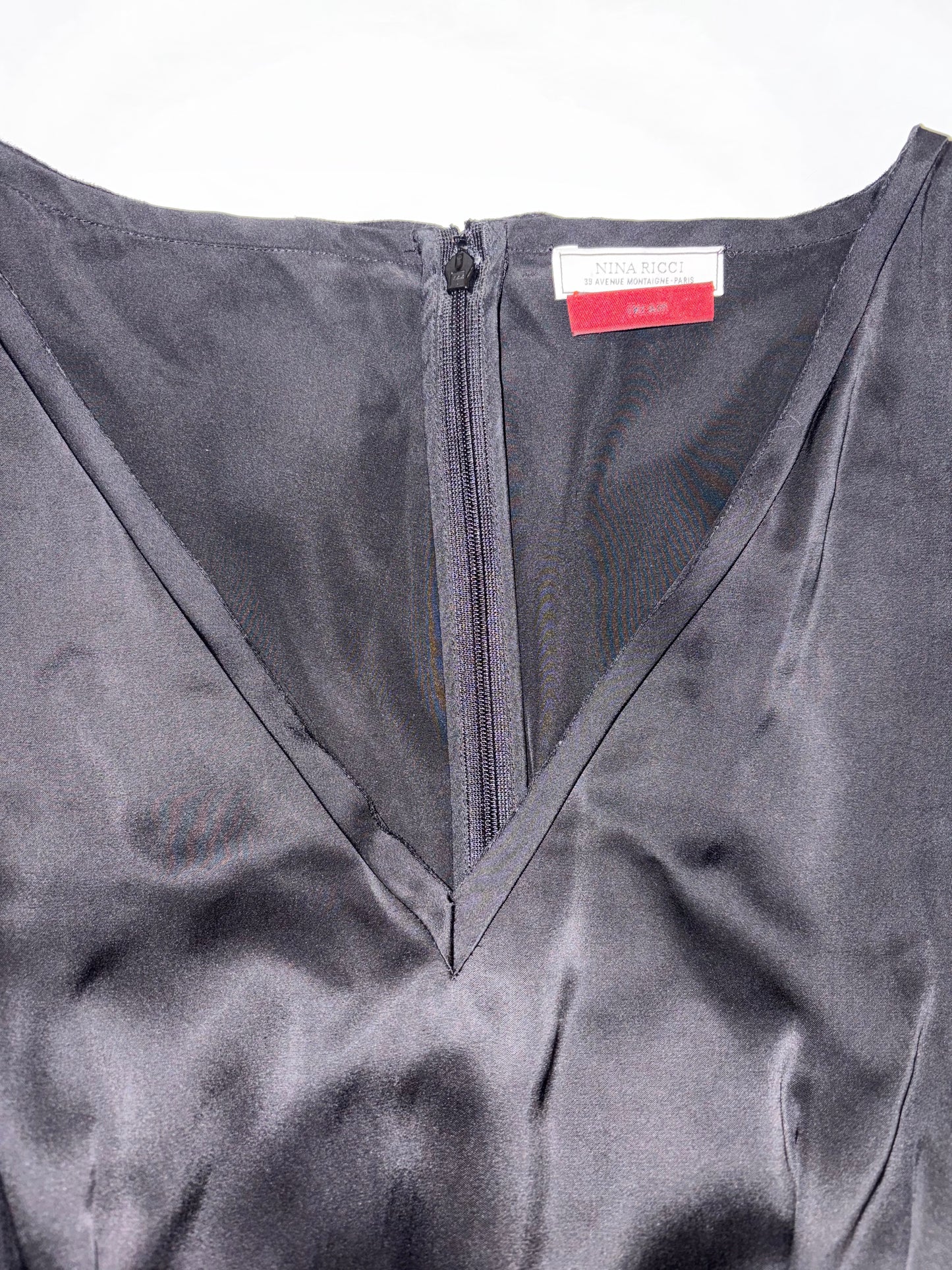 V-Neck Knee Length Sleeveless Black Dress | FR40 ~ Medium