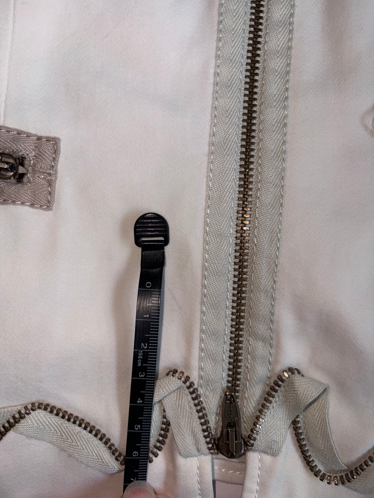 Zipper Detail Flower White Jacket | IT 40 ~ Small