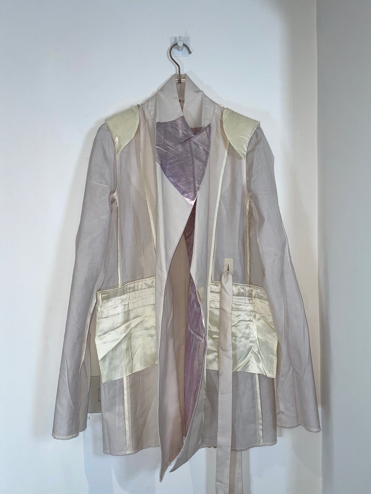 *Brand New* SS 2016 Silver Ivory Jacket | Sz IT36