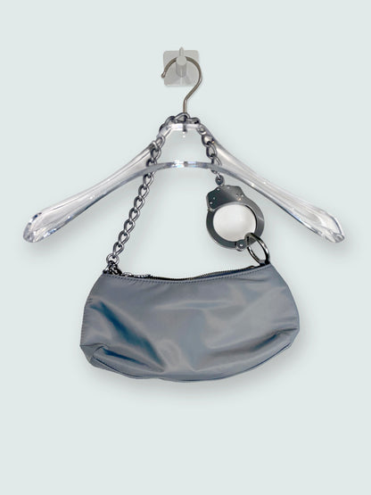 *New w tag* Cuffz Cuff chain shoulder bag