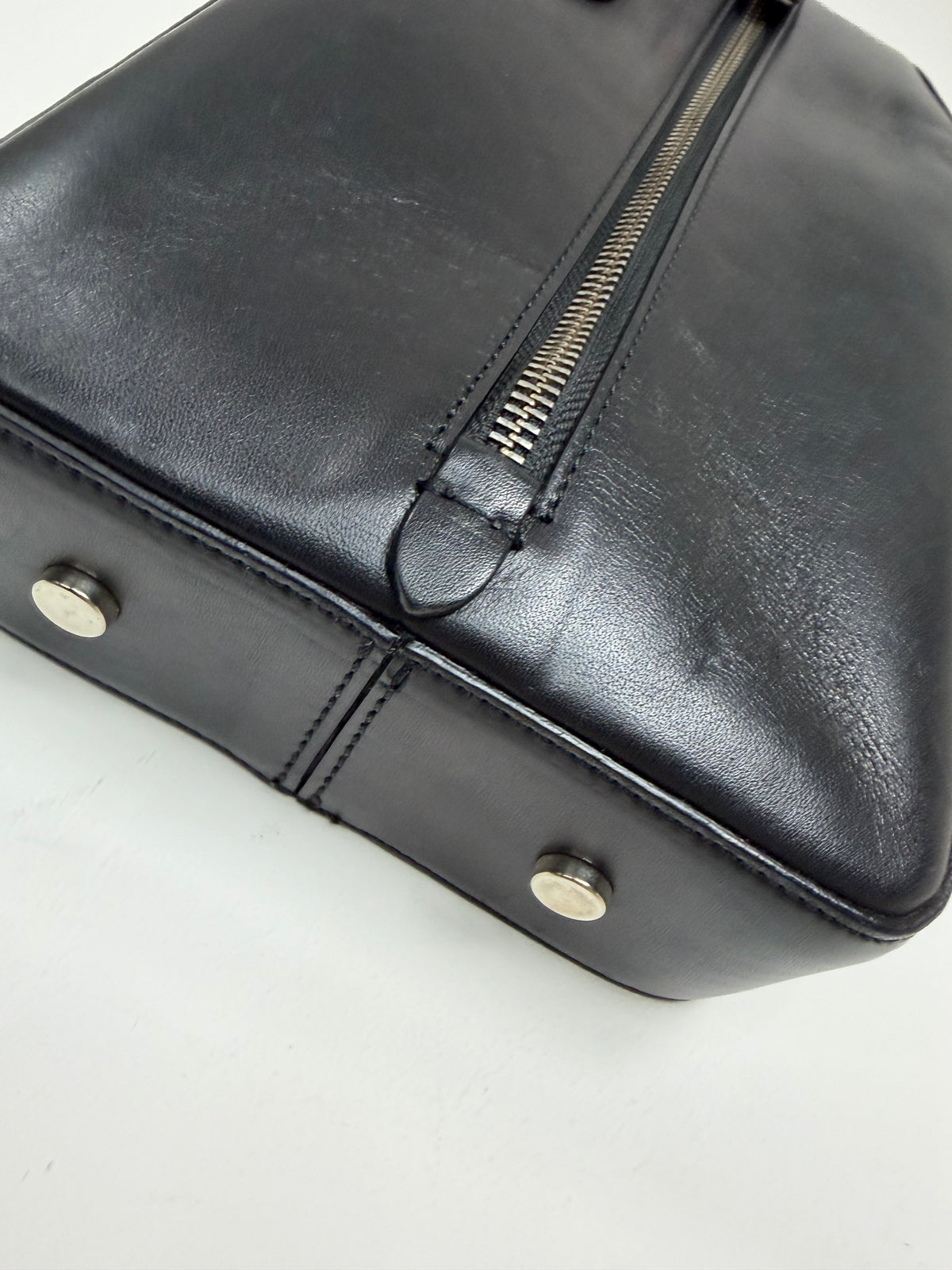 2013 Black Leather Zipper Wristlet Boxy Clutch