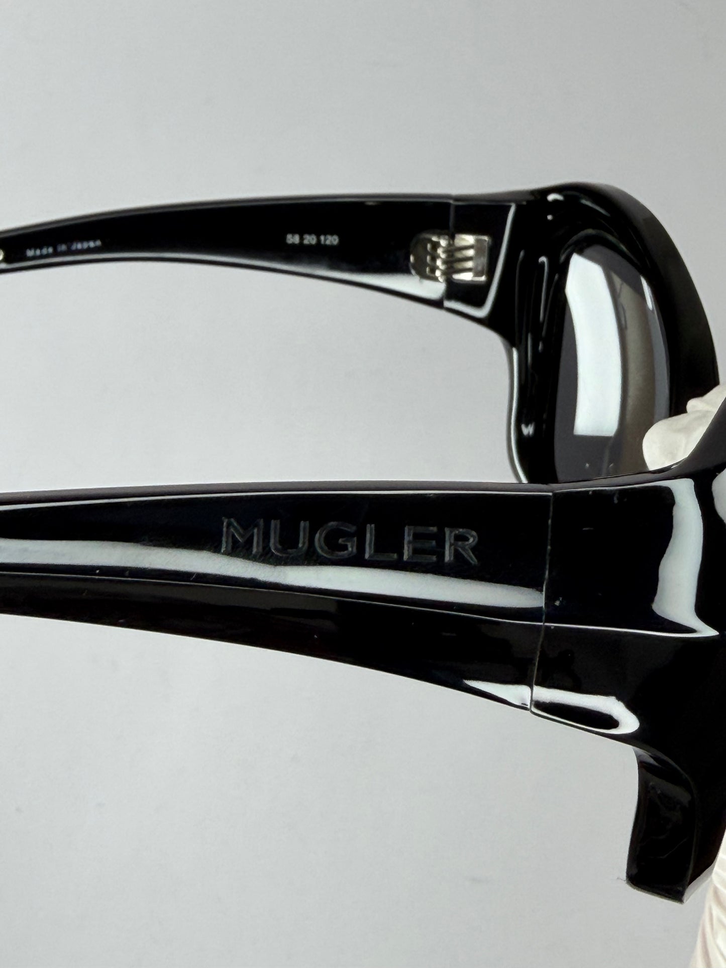 Black Sculpted Cat Eye Sunglasses *As seen on Lady Gaga* | Sz 58.20.120