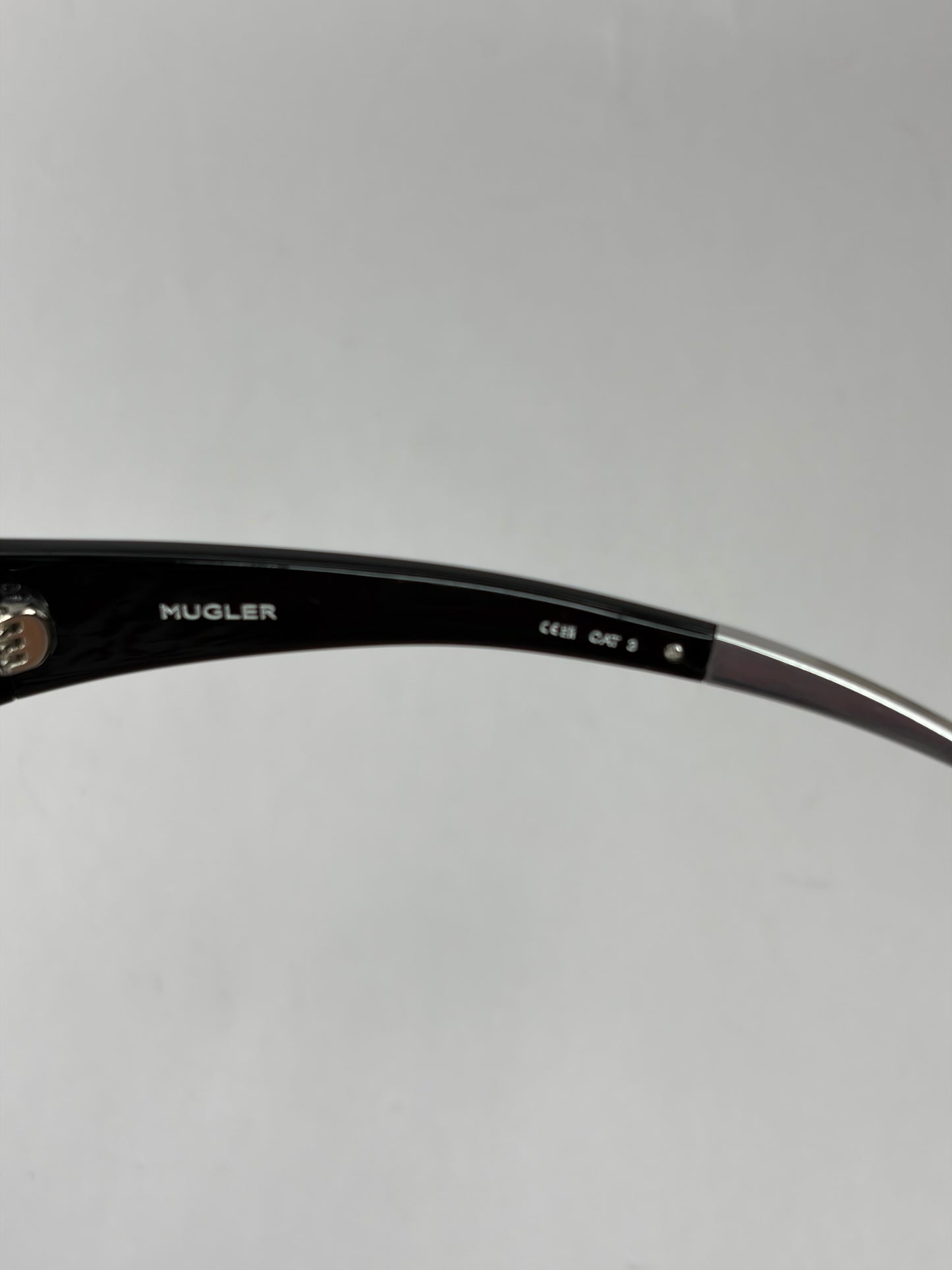 Black Sculpted Cat Eye Sunglasses *As seen on Lady Gaga* | Sz 58.20.120