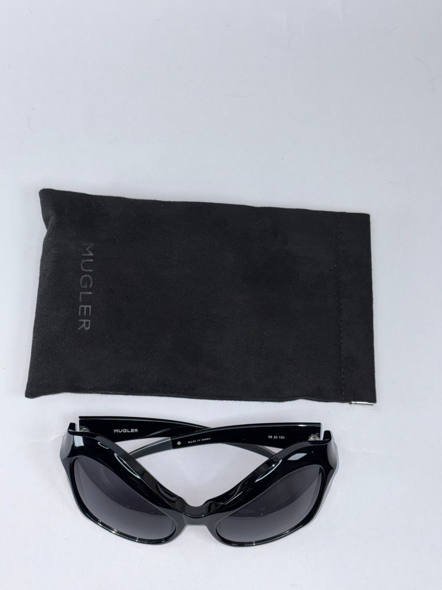 Black Sculpted Cat Eye Sunglasses *As seen on Lady Gaga* | Sz 58.20.120