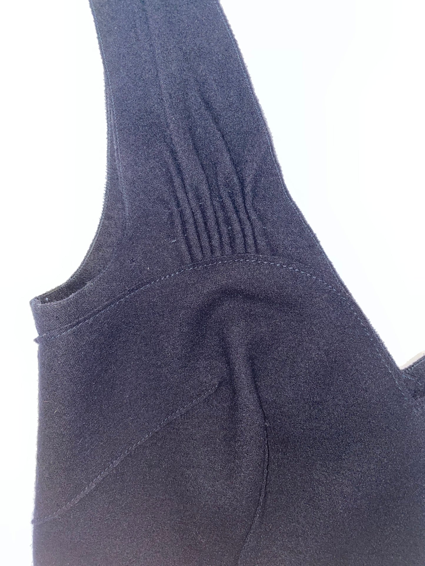 V Neck 100% Wool Black Top | Size IT42